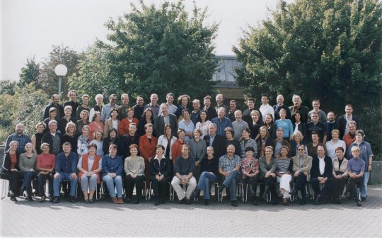 Das Foto entstand im Sommer 2003 auf dem Schulhof.