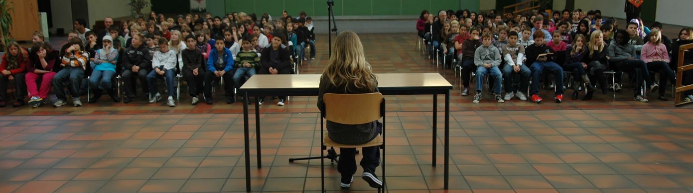 vorlesewettbewer2009_3_int.jpg vorlesewettbewer2009_3_int.jpg